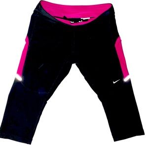 Nike  Dri fit Run Workout Capri leggings Size:SM